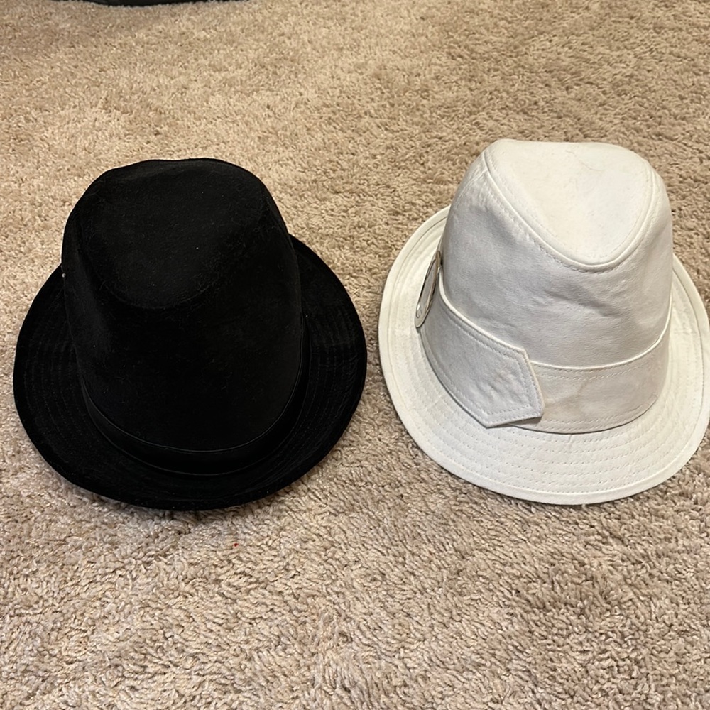 Express small black hat and white hat, sold together